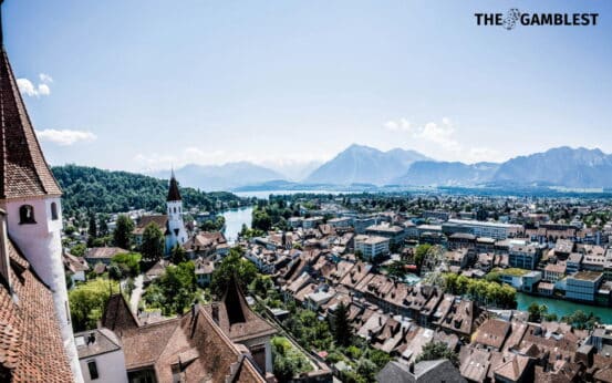 Swiss regulators tighten controls on online gambling