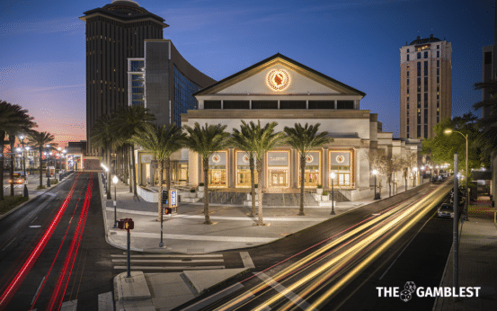 Caesars reports higher Q2 revenue as regional casinos offset Las Vegas weakness